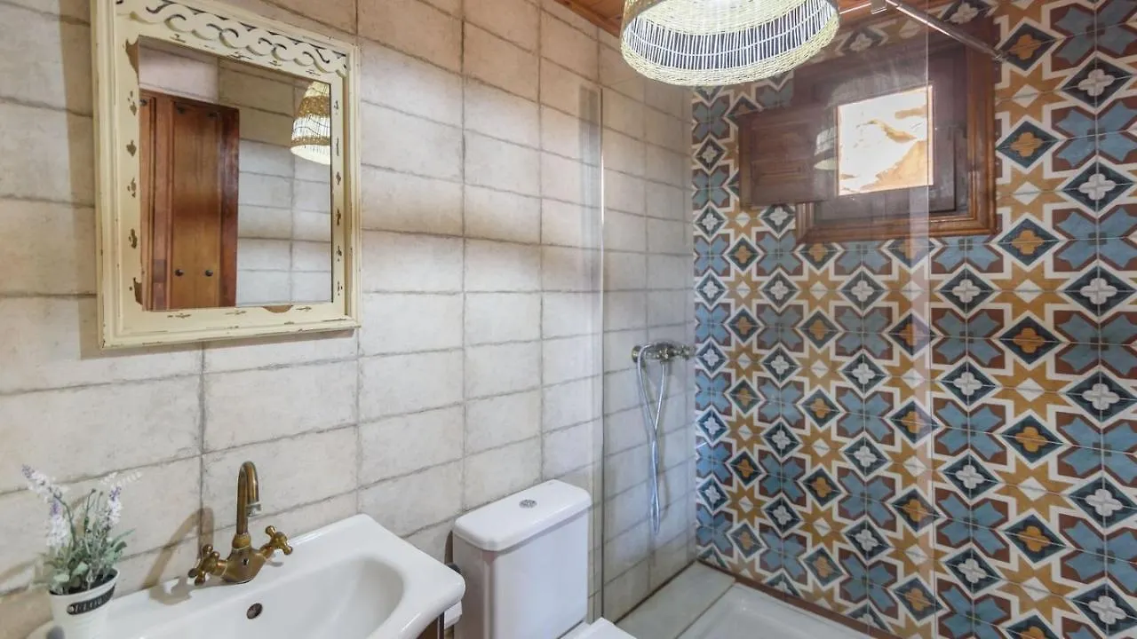 فيلا Casa La Yedra Algarrobo By Ruralidays 0*,  إسبانيا